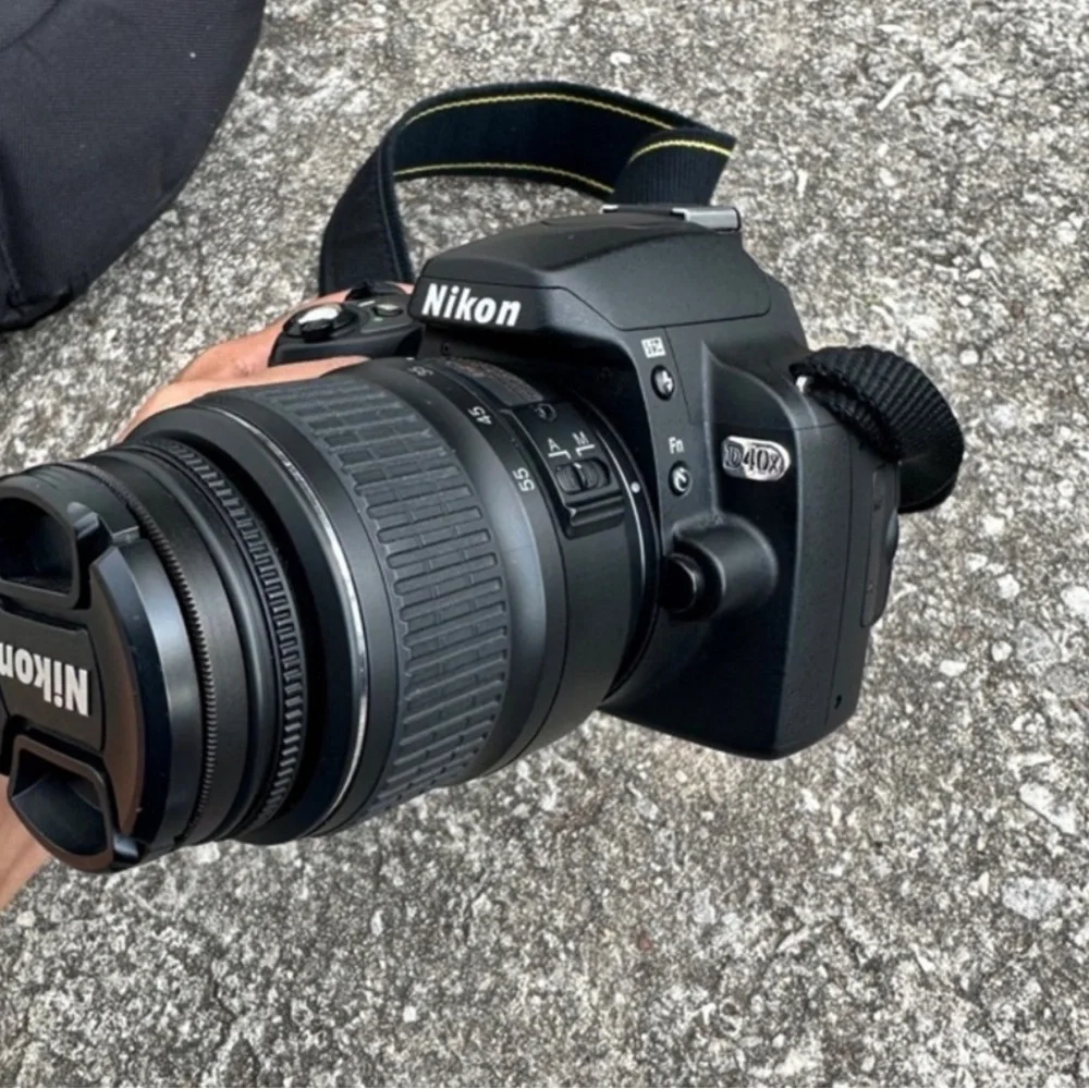 Nikon D40